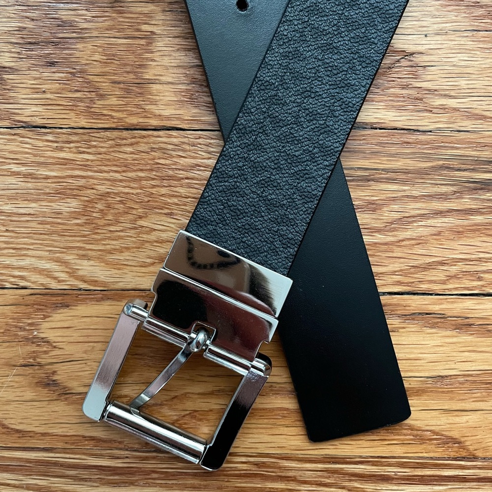 *Genuine Leather* Michael Kors Belt